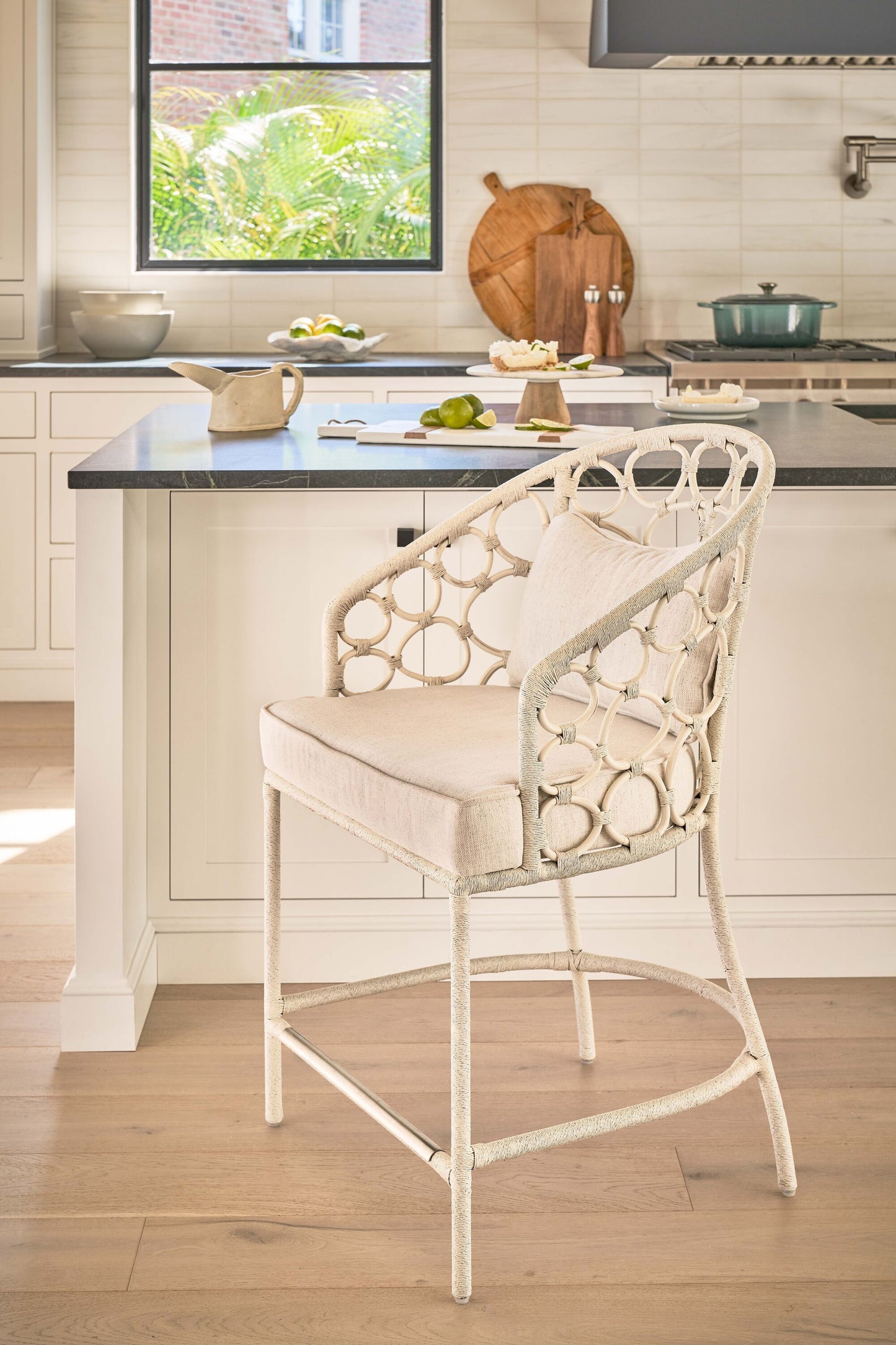 Pebble Counter Chair