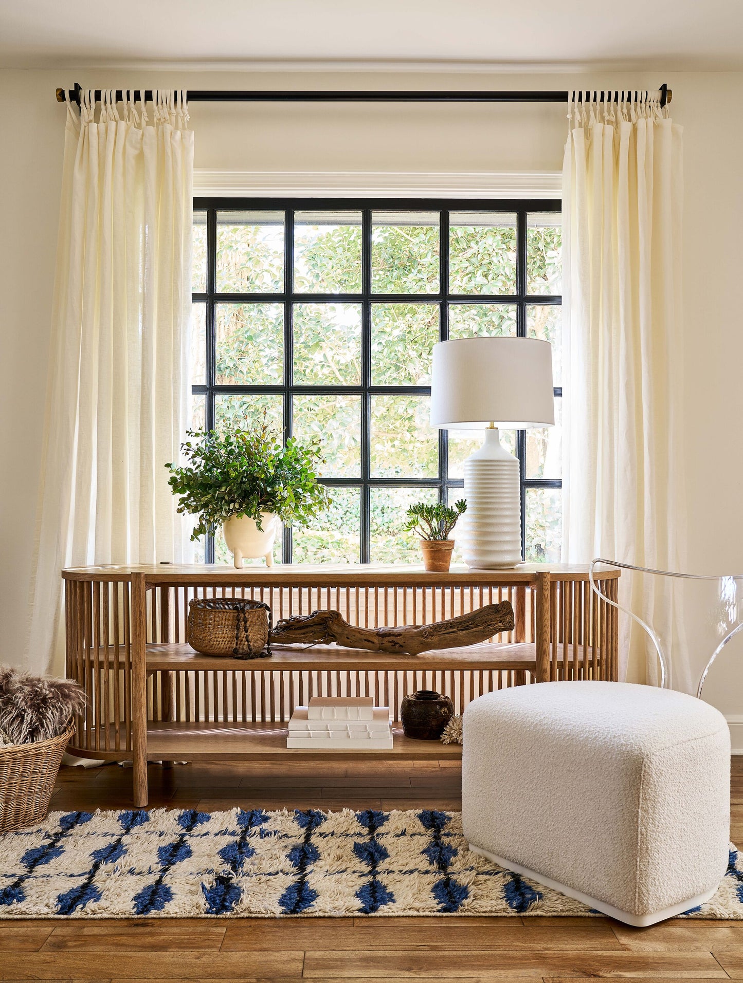 Weekender Console