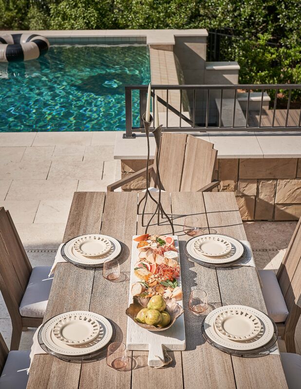 Saratoga Outdoor Rectangle Dining Table