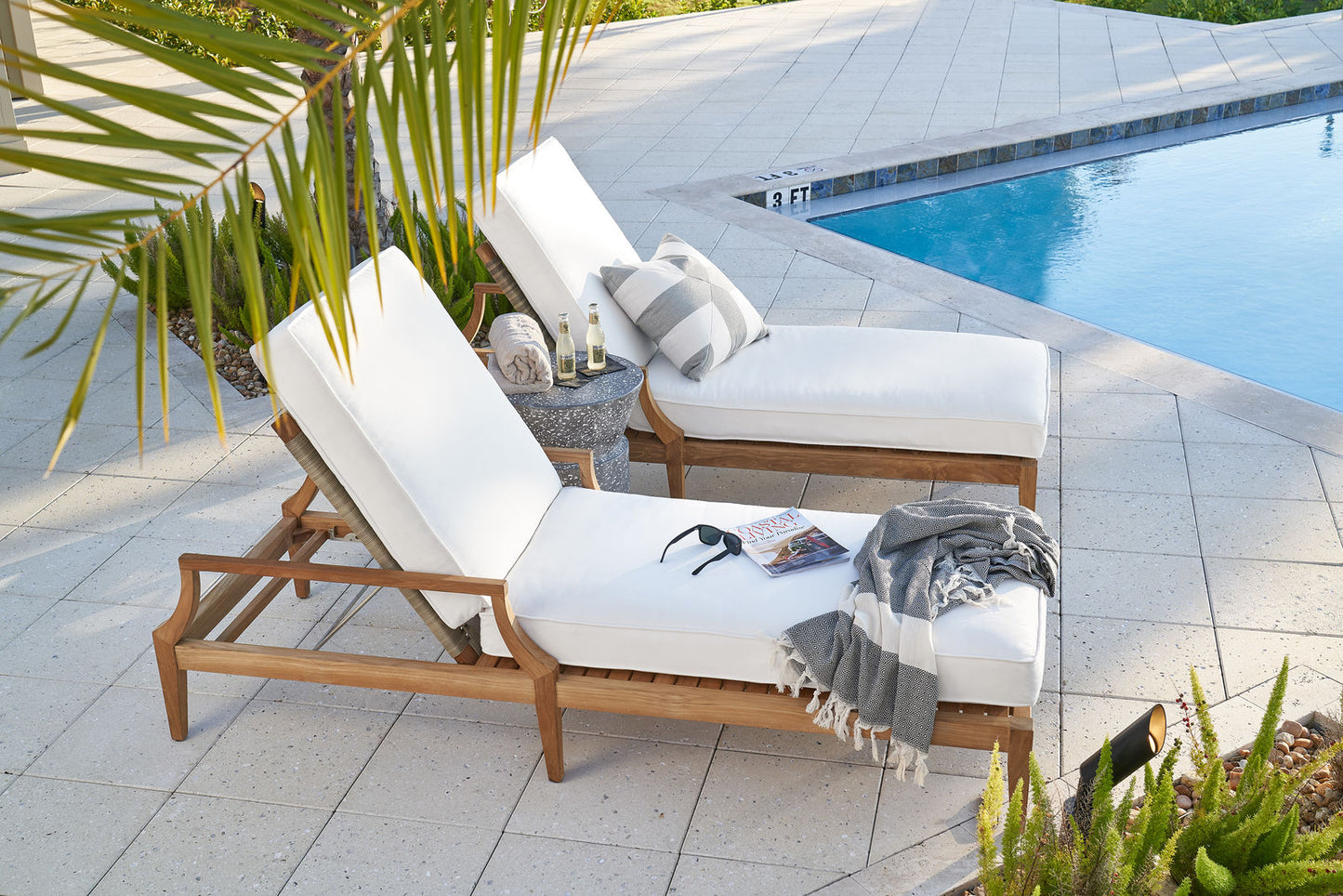 Chesapeake Chaise Lounge