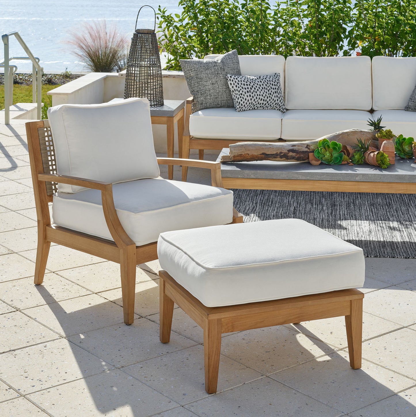 Chesapeake Outdoor Ottoman