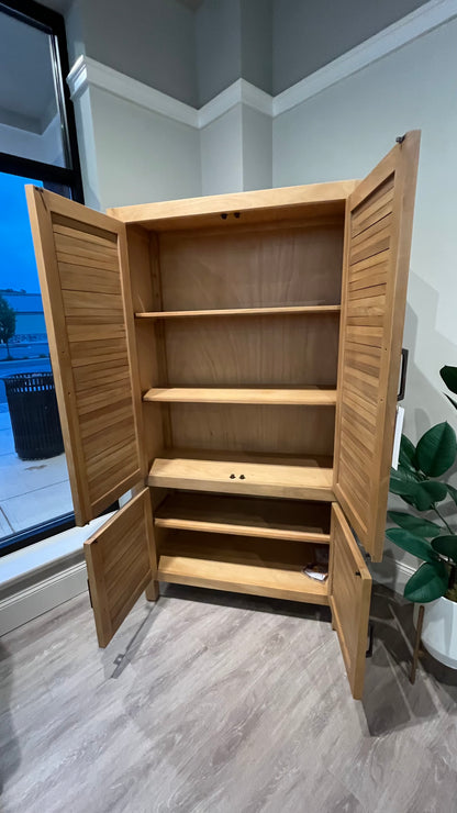 Tioman Cabinet