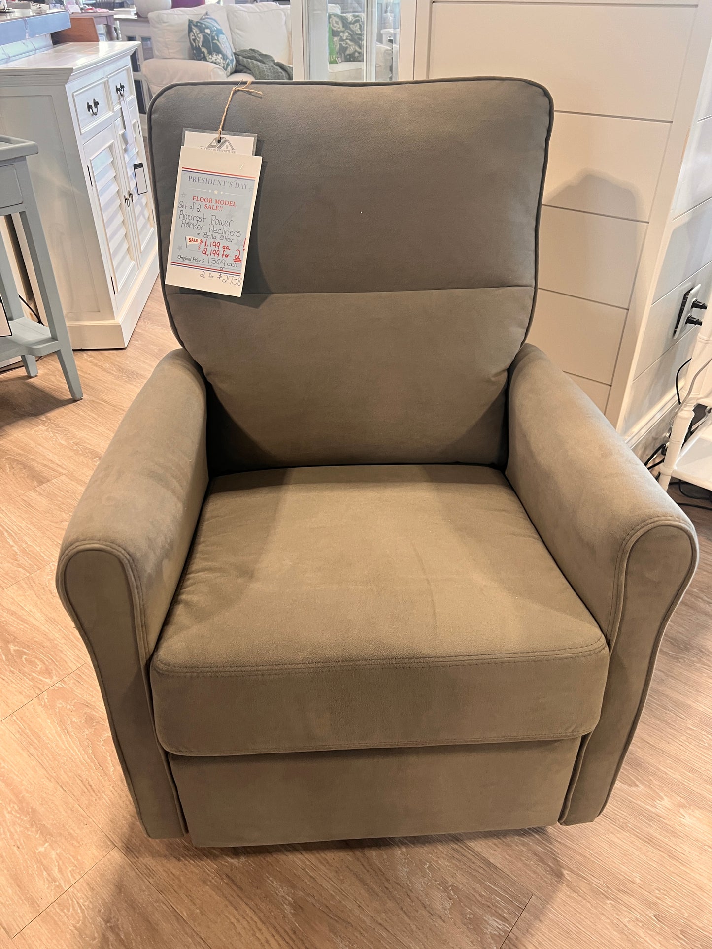 Pinecrest Power Rocker Recliner