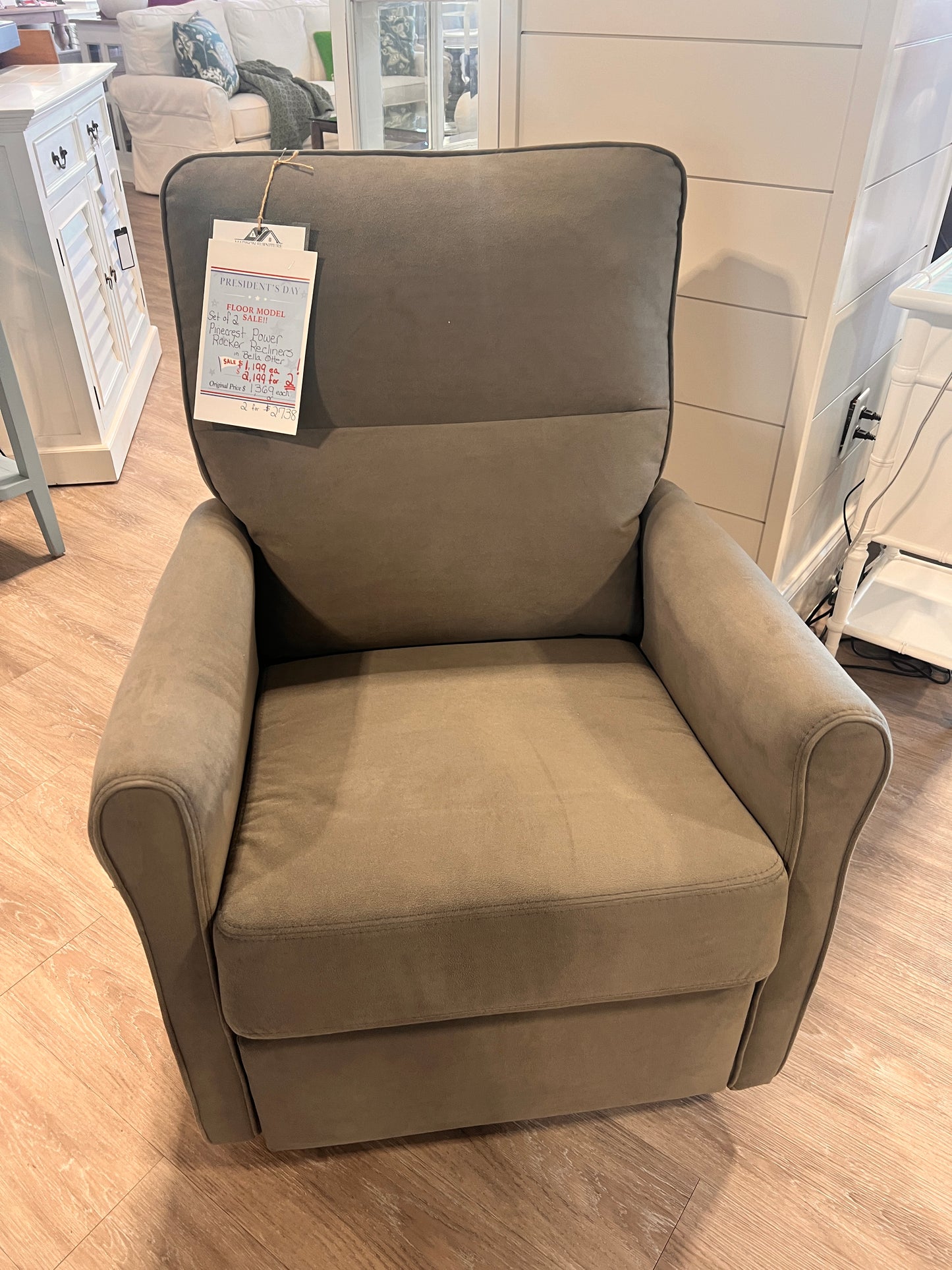 Pinecrest Power Rocker Recliner