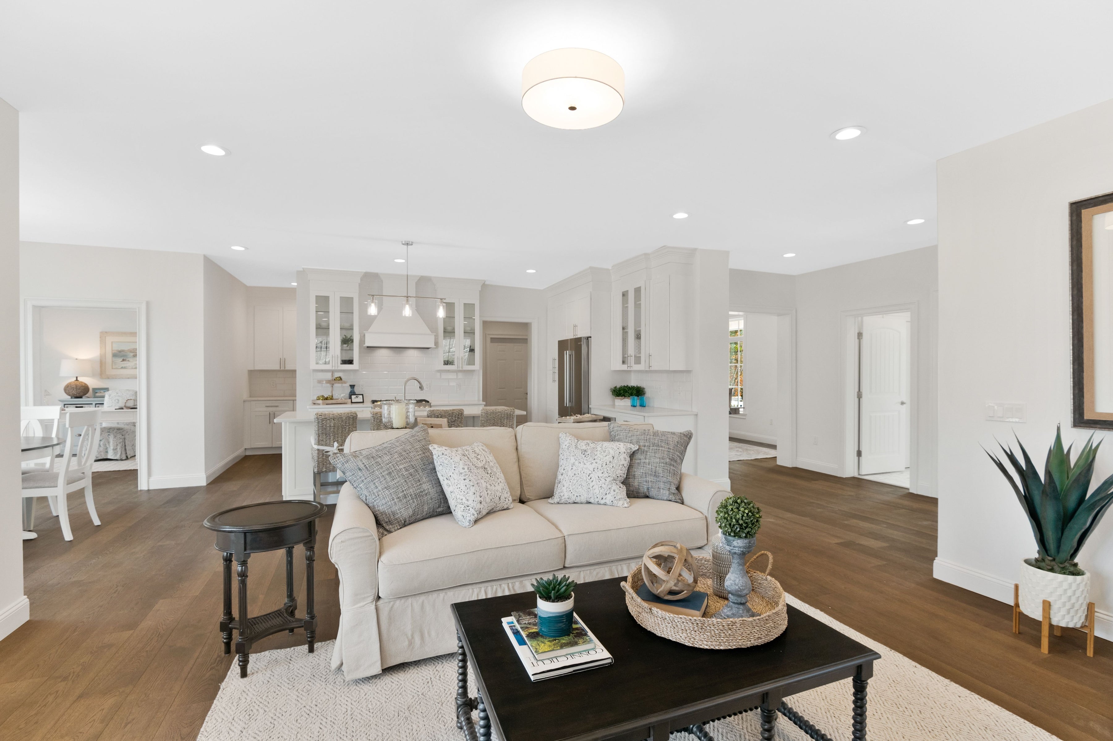 Madison Furniture Barn Homepage