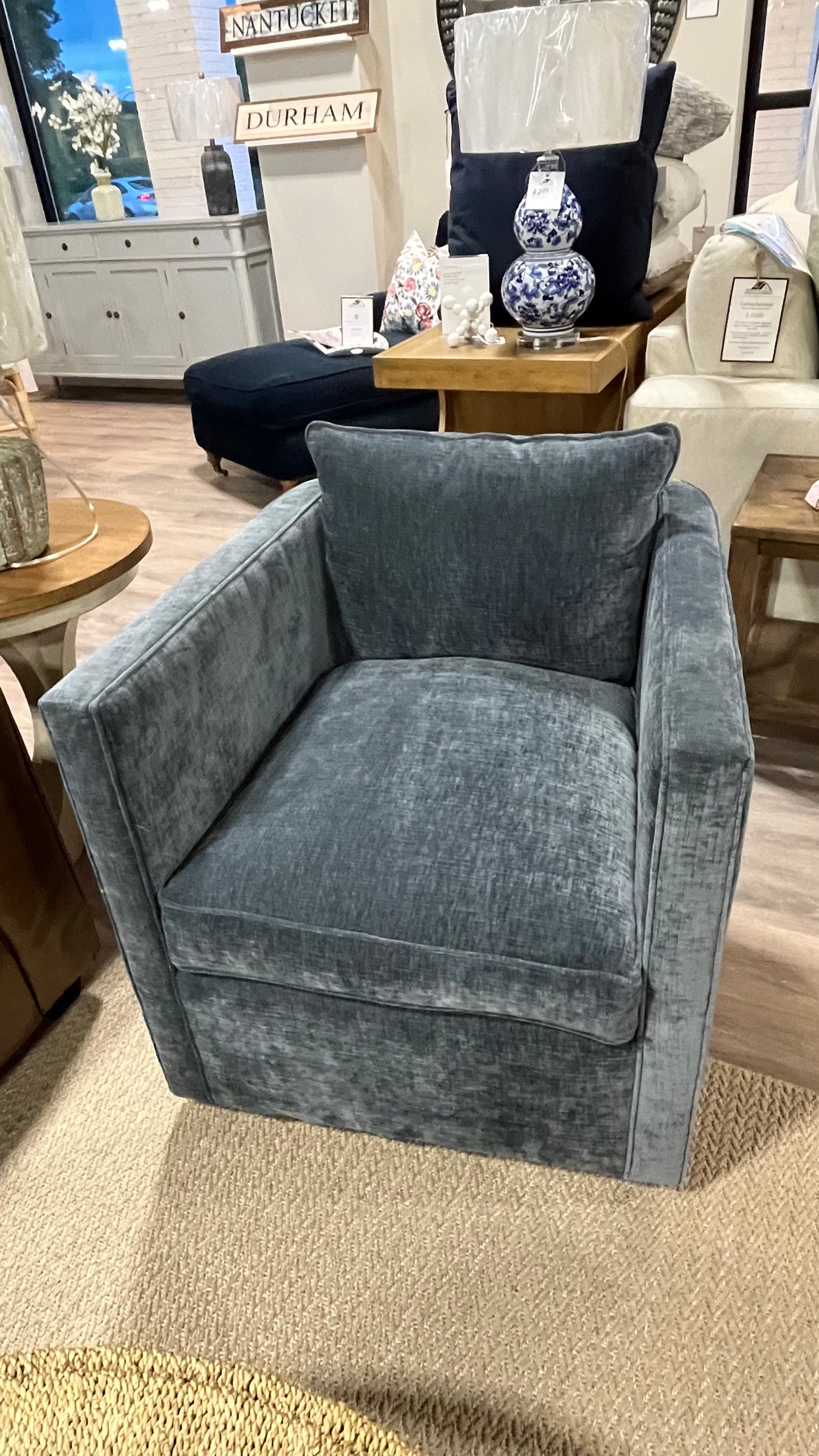 Rothko Swivel Chair