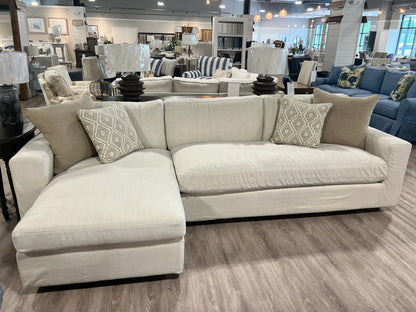 Carlton Grande Sectional