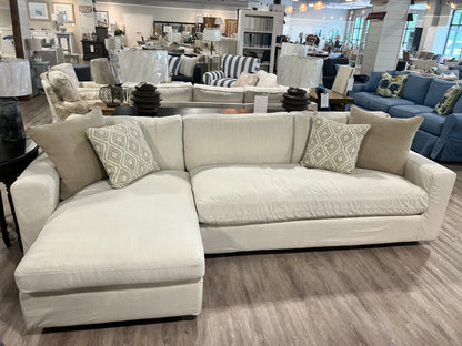 Carlton Grande Sectional